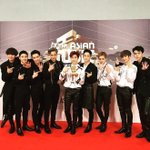 [EXO] 니네나걱정하지마 5년연속무조건대상줄거니까 쓸데없는생각마라