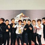 [EXO] 엑소4년<b>연속</b>대상ㅊㅋㅊㅋ