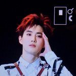 [EXO] 머리가 <b>한줌</b>이내?
