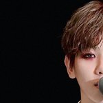 [EXO] <b>엑셀</b> 친구하고 이거 한쪽씩 잠금화면함ㅋㅋㅋ