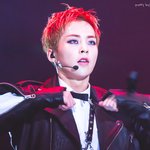 [시우민] (시우민) <b>무릎</b>꿇자...