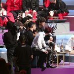 [EXO] 앨범상 <b>직캠</b>봤는데