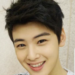 [댓글부탁해] 차은우 성형전 <b>사진봄</b>?