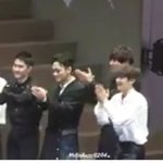 [EXO] 공지)엔딩때 후배가수들 다 퇴장 할때 까지 <b>박수</b> 쳐주고