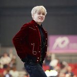 [방탄소년단] <b>네</b> 그저께시킨 망개떡에서 물이나와서요