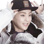 [시우민] 햇츠온 겨울화보에서 시우민 <b>세젤귀</b> 손꾸락