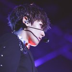 [EXO] 나만 맘마 <b>불빛</b>목걸이 ㅂㄹ였냐?