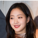 [핵존예] 얼굴은 모찐데 비율 쩌는 김고은