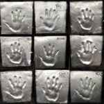 [EXO] <b>손바닥</b> 도장에 이름쓰는것에서도 성격이보임ㅋㅋ