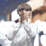 [백현] 백현이 흰<b>셔츠</b>!!!