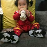 [CHEN] <b>양동근</b> 딸 조이한테 운동화 선물한 첸