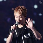 [EXO] 팬들 마음을 보듬어주는 맏형