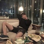 얘들아 약간 빤짝거리는 립