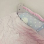 나 독서실 갔다왔는데 <b>엄마</b>가 내 <b>침대</b>에