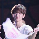 [EXO] <b>변백현</b> 2012년과 2016년