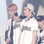 [EXO] 와씨 ㅈㄹ깐지 난다 내가하면 무슨 <b>머저리</b>가 대갈통