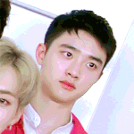 [EXO] 경수 머리 싫으면 탈덕하던가 경수팬들한테 겁나 꼽<b>주네</b>