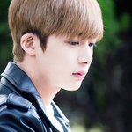 <b>한눈</b>에 훅 들어오는 男아이돌