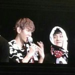 [CHEN] 이사진 <b>지대</b>로 찍은거 없나?