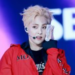 [EXO] 김민석:아휴 <b>얼음</b> 얼리느라 힘두러따