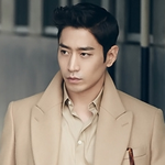 훈남 포스 제대로 방출하는 에릭 쩌러 <b>bb</b>