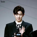 [EXO] 이 <b>셔츠</b> 뭐라고 쳐야 나오냐 ㅈㅂ