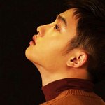 [EXO] 나 저 <b>눈썹뼈</b>에서 콧대로 넘어가는 부분이랑