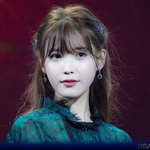 <b>백옥</b>같은 피부 뽐내는 女돌들