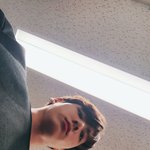 [방탄소년단] 밑에서 찍었는데 <b>굴욕적</b>이지않아...