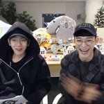 [EXO] ㅅㅂㅋㅋㅋ짹에서 짤보고 <b>터짐</b> 종대 박수 클라스
