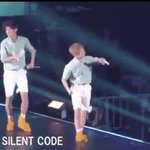 [시우민] 시우민의 걸음<b>걸이</b>를 봐죠ㅠㅠㅠㅠ(씹덕사주의)