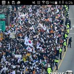 [근혜<b>탄핵</b>] 태극기는 이런데 쓰라고 만든게 아닌데...