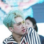 [VIXX] 오늘 친구들 사이에서 논란이었던 쟈니ㅋㅋㅋㅋ