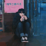 낼 놀이공원 옷 좀 골라줘 ㅠㅠ!!!!