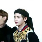 [방탄소년단] 쓰다듬는 거 스윗..