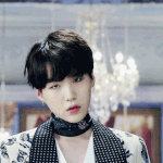 [EXO] 앜 백현이 얼굴에 <b>군살</b> 붙인거 같은 애