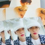 [EXO] 나 어제 4개뜯었는데 4백현나옴