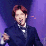 [백현] <b>귀족</b>이 마이크 잡으면 이런 그림 나온다 ㅎ