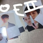 [EXO] 아까 앨범 두 <b>개</b> 뜯은 년인데