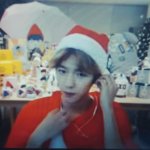 [EXO] 백현이 <b>산타옷</b> 입었다