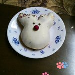 <b>도넛</b> 먹으려고 하는데 좀 귀엽다ㅋㅋ