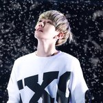 [EXO] 안녕하세요!이분누군지여쭈어 보고싶어서왔어요!
