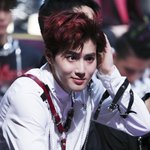 [EXO] 쥰며니 까면 ㅈㄴ<b>부티</b>남