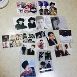 [EXO] 야 나 포카교환했는데 굿즈 이만큼넣어줌