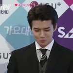 [EXO] <b>슈트</b> 빼입어도 애기는 애기네