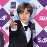 [EXO] ㅅㅂㅋㅋㅋ 변배켠 짤 또 <b>생성</b>됨ㅋㅋㅋㅋㅋㅋ