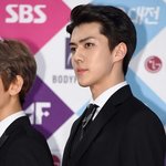[세훈] 161226 <b>레드카</b>펫 기사사진3