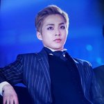 [시우민] 시우민:<b>서류</b> 다시 가져와봐