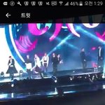 [EXO] <b>현장</b>ㅋㅋㅋ백현이엠씨옷입고
