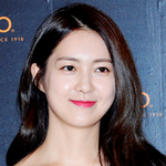 수려한 외모로 <b>남심</b> 흔드는 이요원 ㄷㄷ